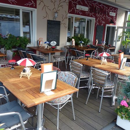 Haus Der Gastlichkeit Hotell Ratingen Exteriör bild